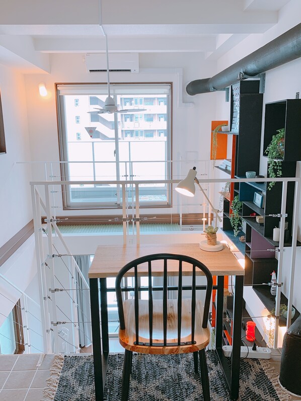 Super Bright & Eclectic 2 Floor Penthouse: Azabu | Desk, free WiFi - Dash Living Higashi Azabu (Tokyo)