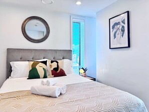 1 chambre, fer et planche Ă repasser, Wi-Fi, draps fournis