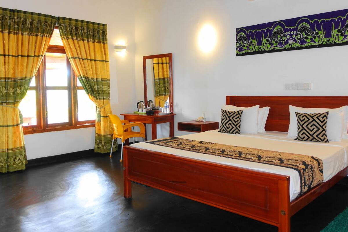 Deluxe Double Room, Balcony, Garden View