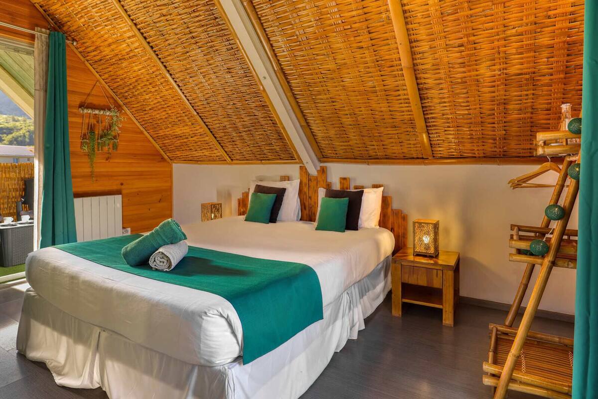 Standard Double Room, Balcony, Garden View