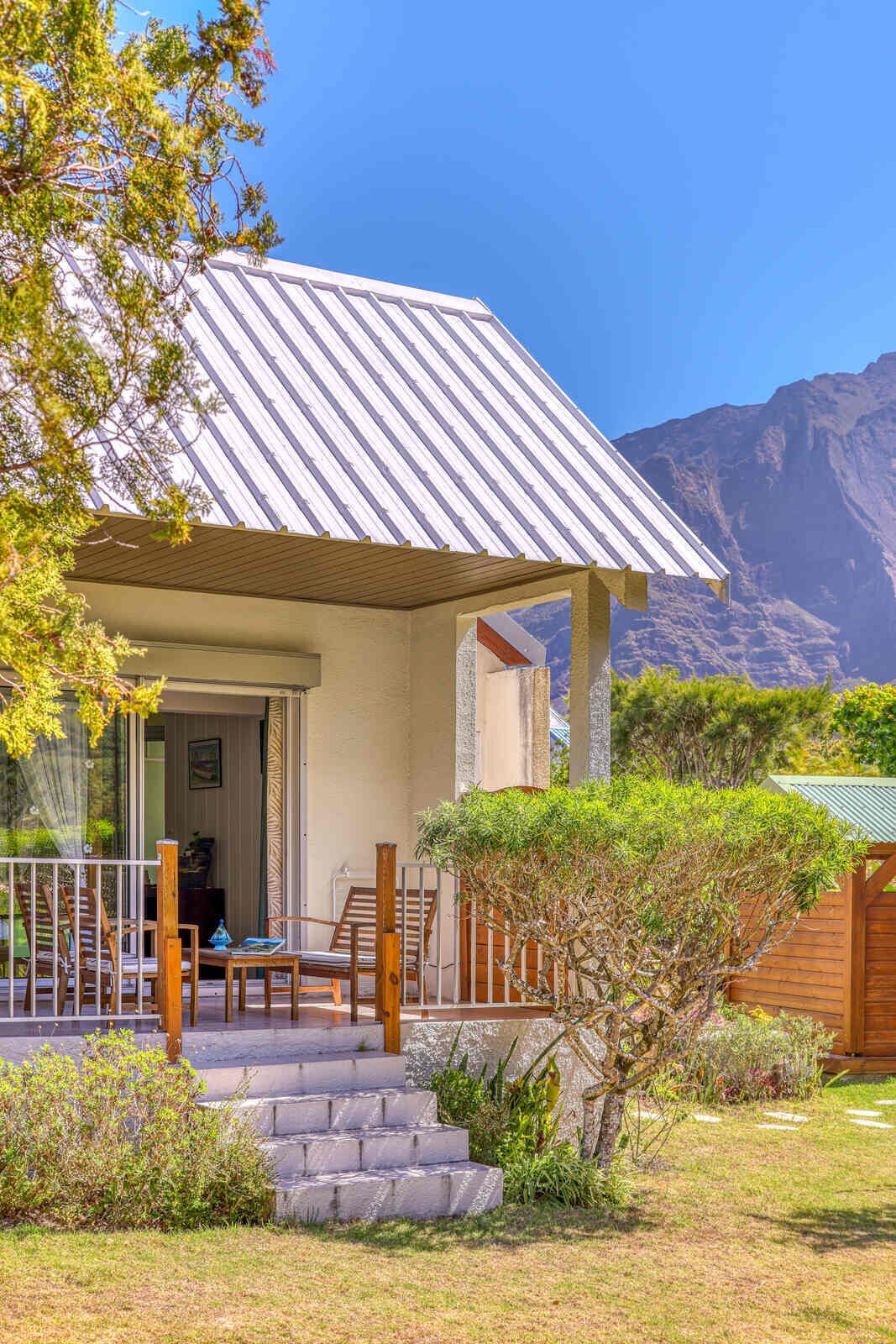 Deluxe Double Room, Balcony, Garden View | Terrace/patio