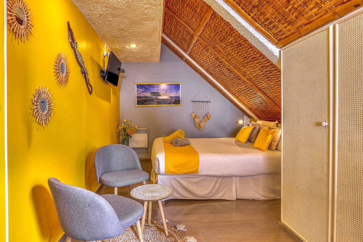 Deluxe Double Room, Patio, Mountain View