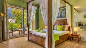 Deluxe Double Room, Balcony, Garden View | Premium bedding, minibar, in-room safe, blackout drapes