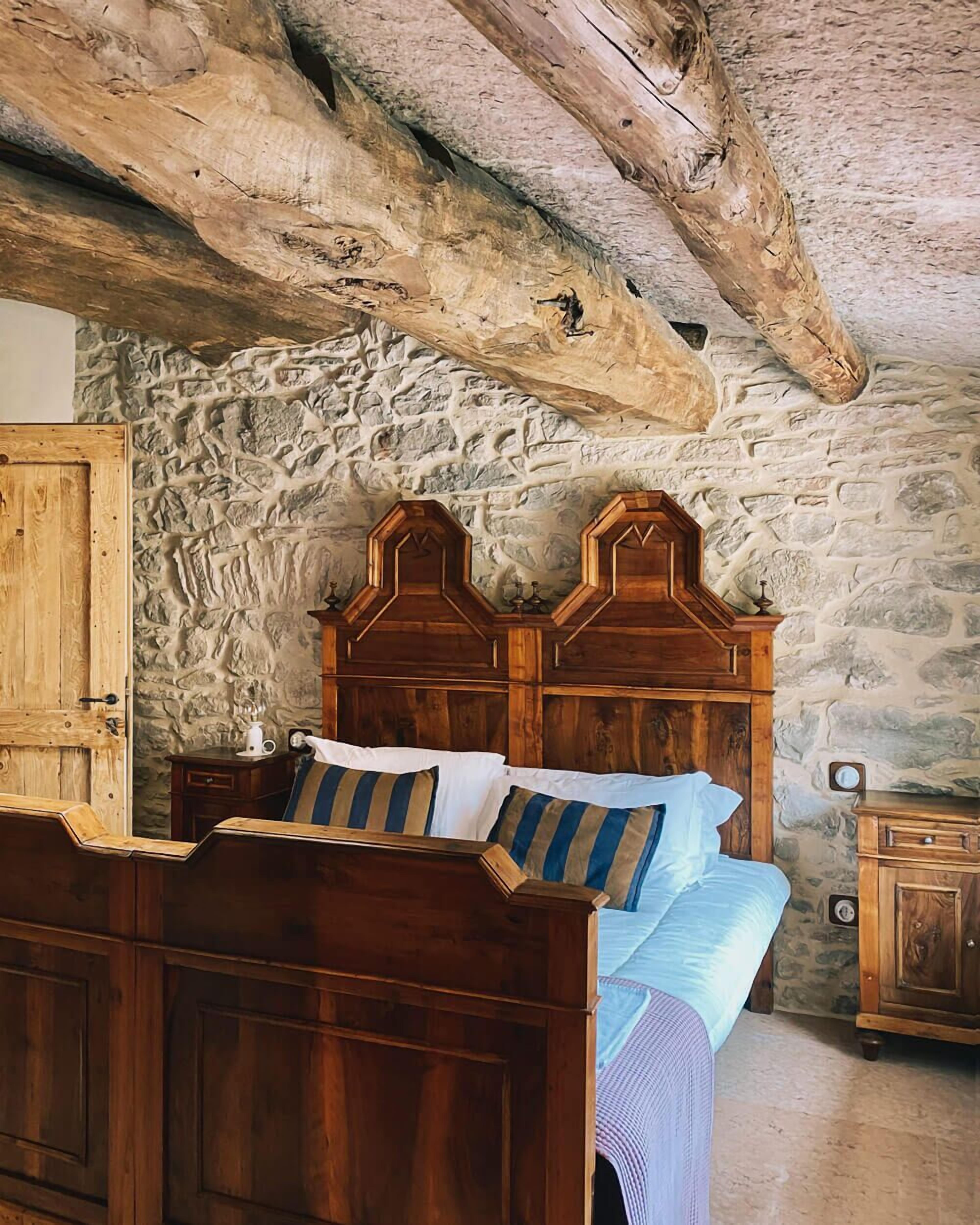 Standard dubbelrum - utsikt mot bergen | Gratis wi-fi