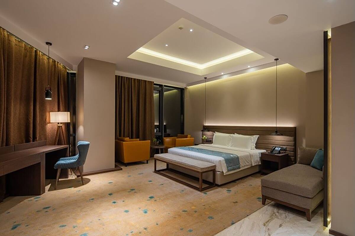 Executive Room, City View