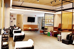 Hair salon