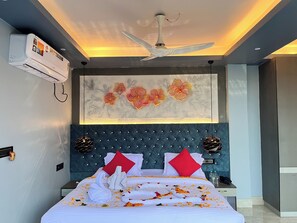 Deluxe Double Room | Desk, free WiFi