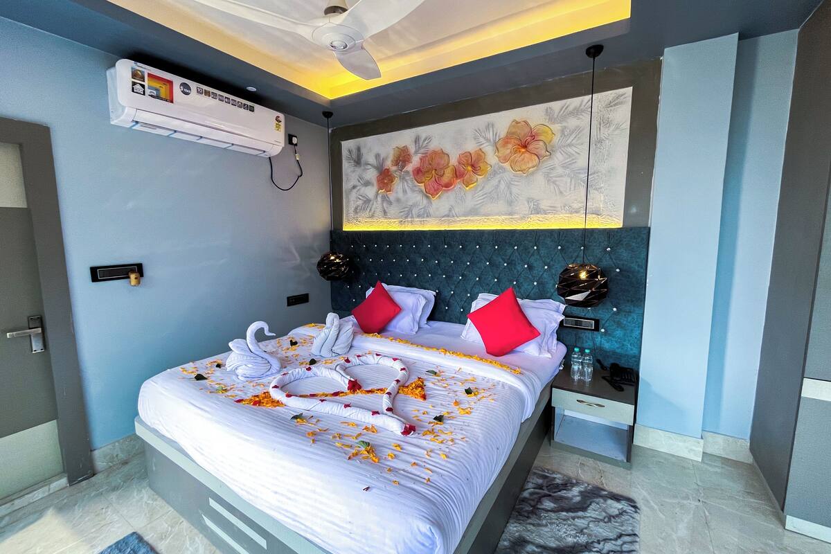 Deluxe Double Room | Desk, free WiFi