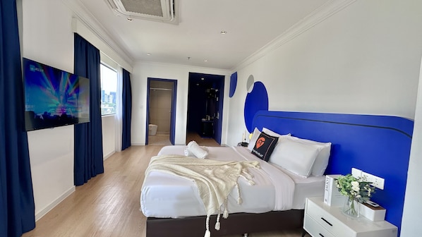 Grand suite, uitzicht op de stad | Een strijkplank/strijkijzer, gratis wifi