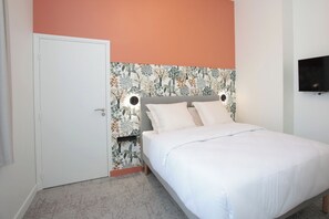 1 slaapkamer, een strijkplank/strijkijzer, wifi, beddengoed