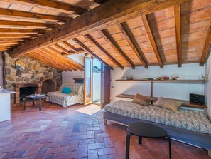 4 bedrooms, internet