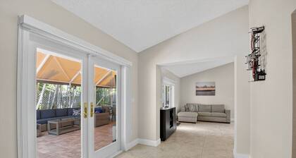 Family-Friendly Boca Gem: 4BR/3BA w/ Pool & Sauna