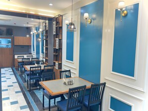 Dagelijks ontbijtbuffet inbegrepen