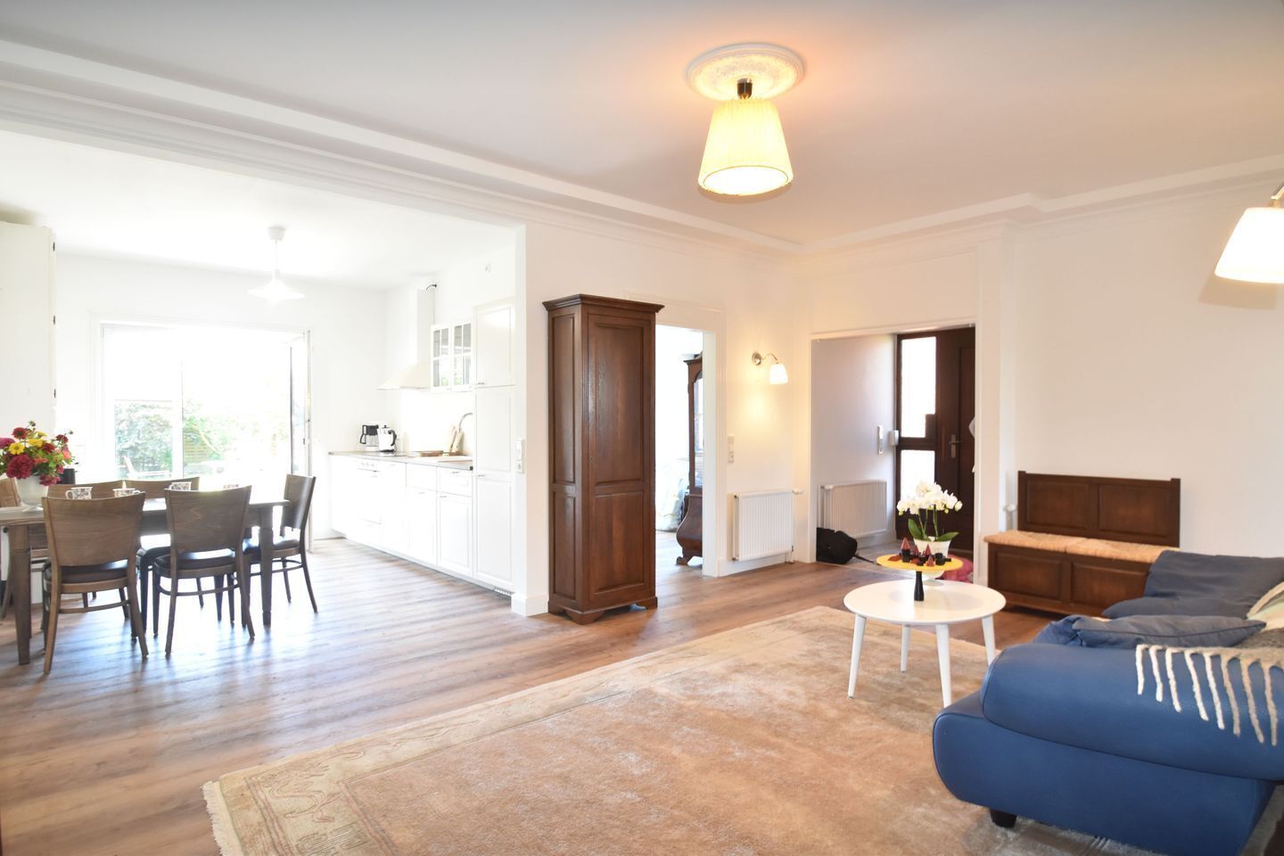 Télévision, chaîne hi-fi