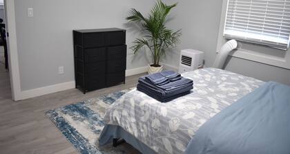 Gorgeous 3-bedroom apartment in New Britain with WiFi, AC