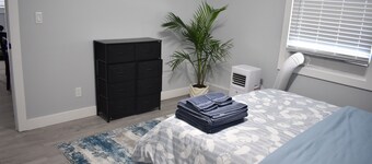 Gorgeous 3-bedroom apartment in New Britain with WiFi, AC