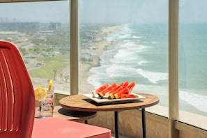 Departamento, vista a la playa | Vista del balcón