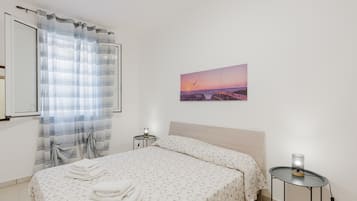 3 Schlafzimmer, Bügeleisen/Bügelbrett, WLAN, Bettwäsche