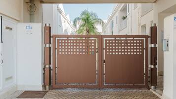 Enceinte de lâhĂ©bergement