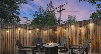 Private Hot Tub & Fire Pit – Near Bear Creek Park