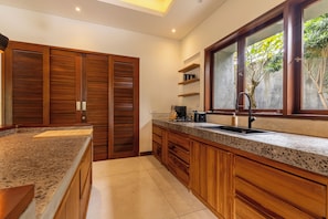 Luxury Villa | Private kitchen