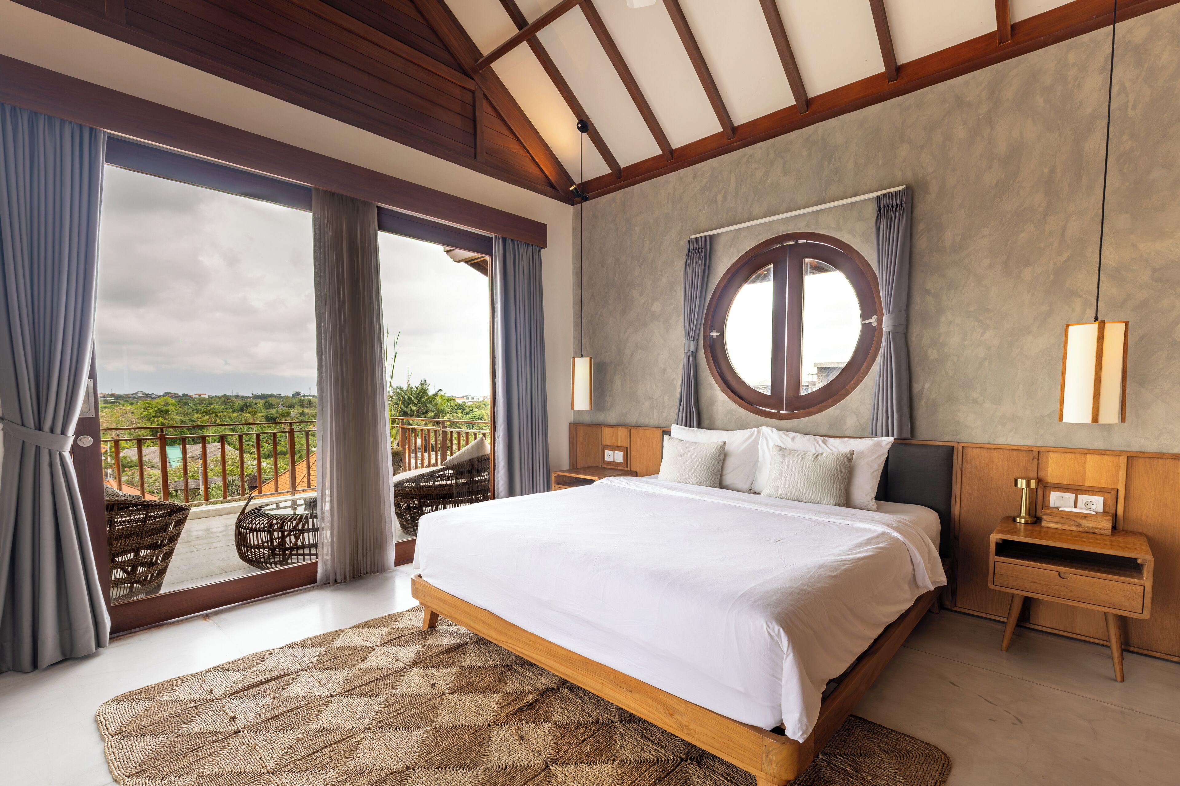 Villa de lujo | Tabla de planchar con plancha 