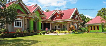 Loboc Airbnb Traveller's Inn