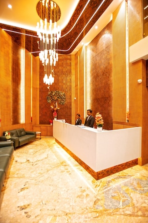 Lobby - Grand Continent Dwarka (Dwarka)