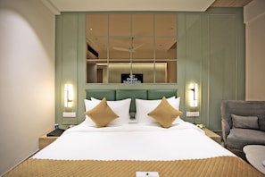 In-room safe, desk, laptop workspace, blackout drapes - Grand Continent Dwarka (Dwarka)