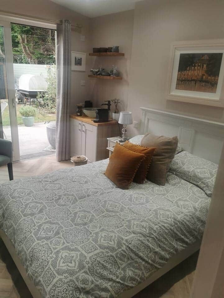 1 bedroom, in-room safe, desk, iron/ironing board