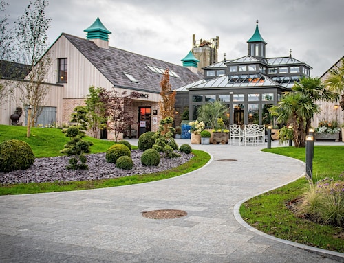 Lakeside House in Drumshanbo