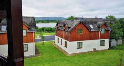 Lakeside House in Drumshanbo