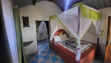 Standard Double Room, Garden View | Free WiFi, bed sheets