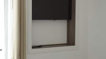 1 camera, Wi-Fi, lenzuola