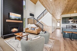 TV connectée, cheminée