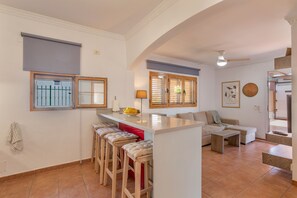 Interior - Vacation 'Bungalow En Playa Del Inglés' with Shared Pool, Private Terrace and Wi-Fi (Playa del Inglés)