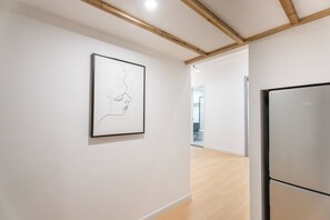 Suite, 2 Bedrooms | Living room