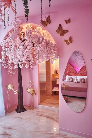 In-room safe, blackout drapes, soundproofing, iron/ironing board - Fairytale Athens Suites (Athens)