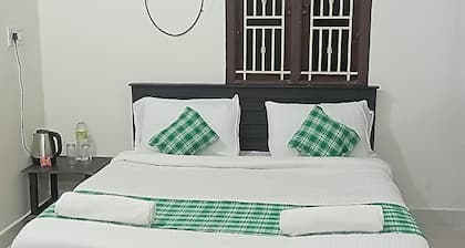 Shiva Nest - Pillayarpatti