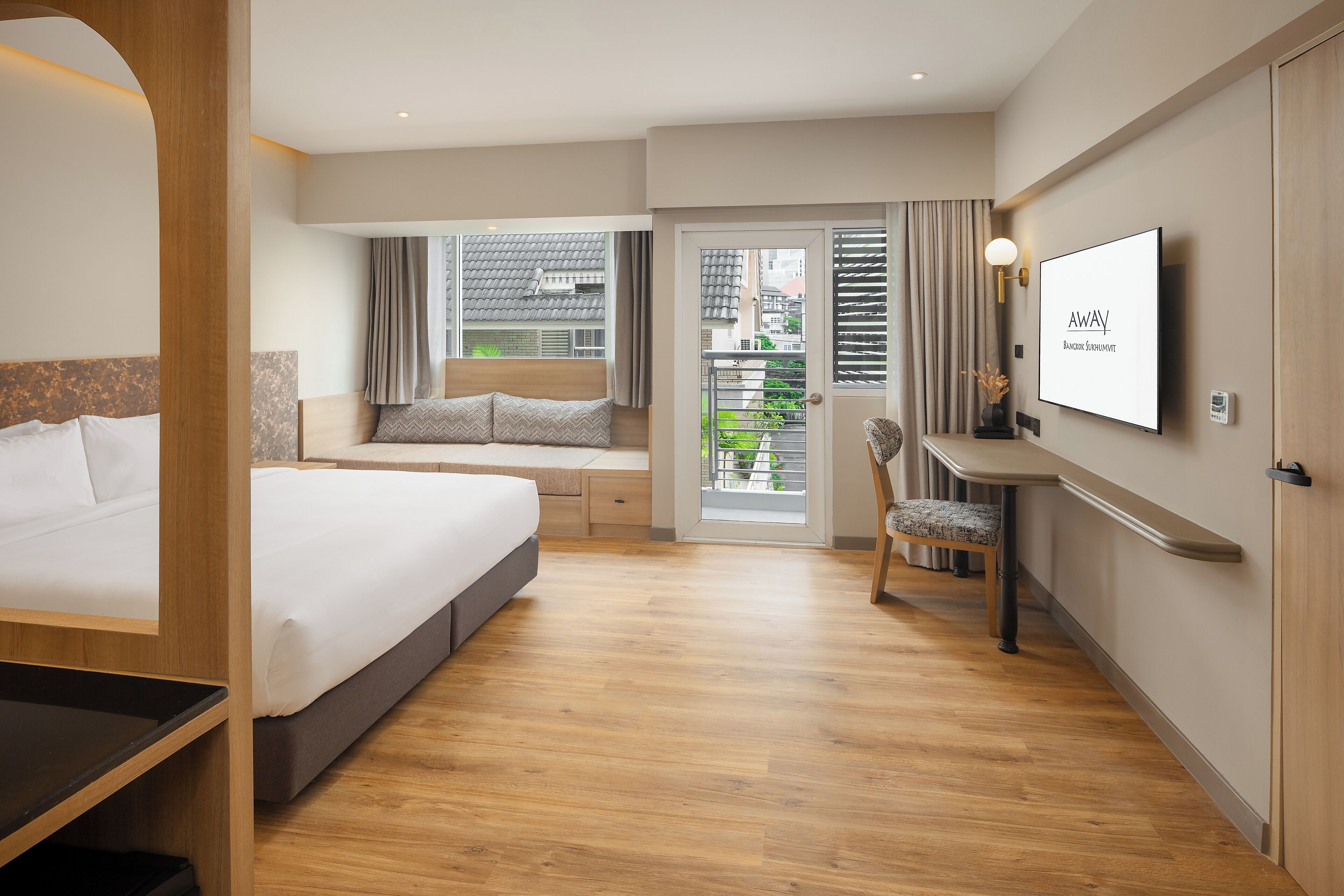 Coffres-forts dans les chambres, bureau, rideaux occultants