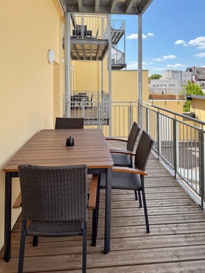 Outdoor dining - 01 Deichstadt-Apartments Neuwied (Neuwied)