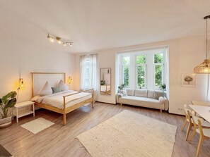1 室のベッドルーム、WiFi、ベッドシーツ