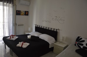 Basic Apartment, Balcony, City View | Blackout drapes, iron/ironing board, free WiFi - ILSOGNO CALTAGIRONE (Caltagirone)