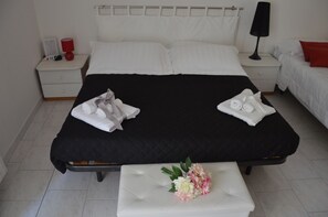 Comfort Apartment, Balcony, City View | Blackout drapes, iron/ironing board, free WiFi