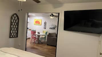 1 間睡房、免費 Wi-Fi、床單