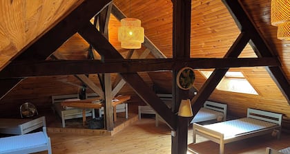 Grande maison au calme Ă 1h de Paris â IdĂ©ale pour familles, stages ou retraites