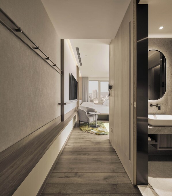 Mindful Corner Room | In-room safe, laptop workspace, blackout drapes, free WiFi