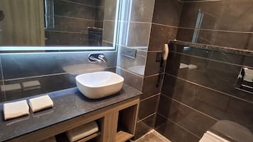 Double Room, Non Smoking, Air conditioning | Bathroom