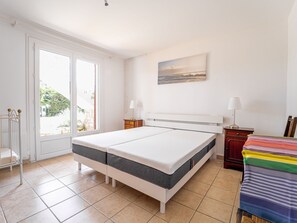 2 bedrooms, free WiFi