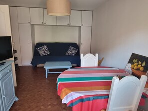 Interior - Collioure T2 Apartment with Terrace and Parking (Collioure)